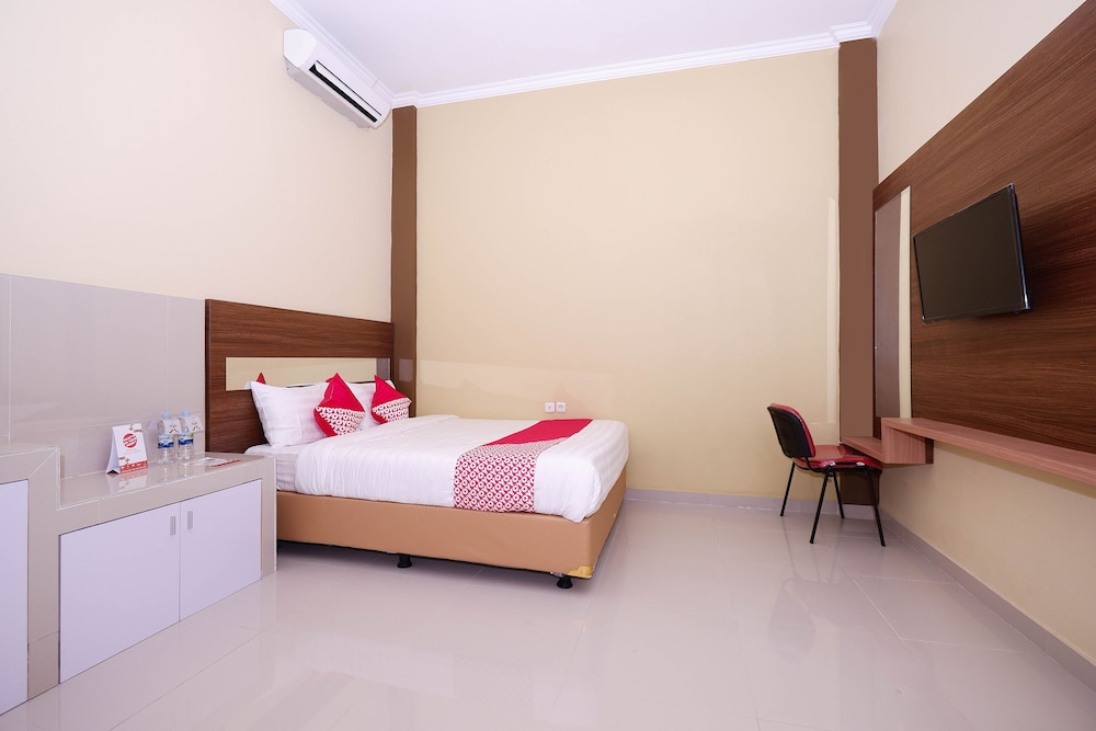 OYO 1506 Shabrina 2 Syariah 19/32