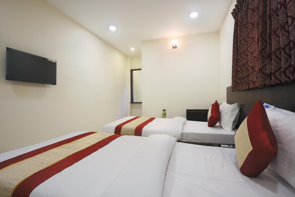 Balaji Residency 12/51