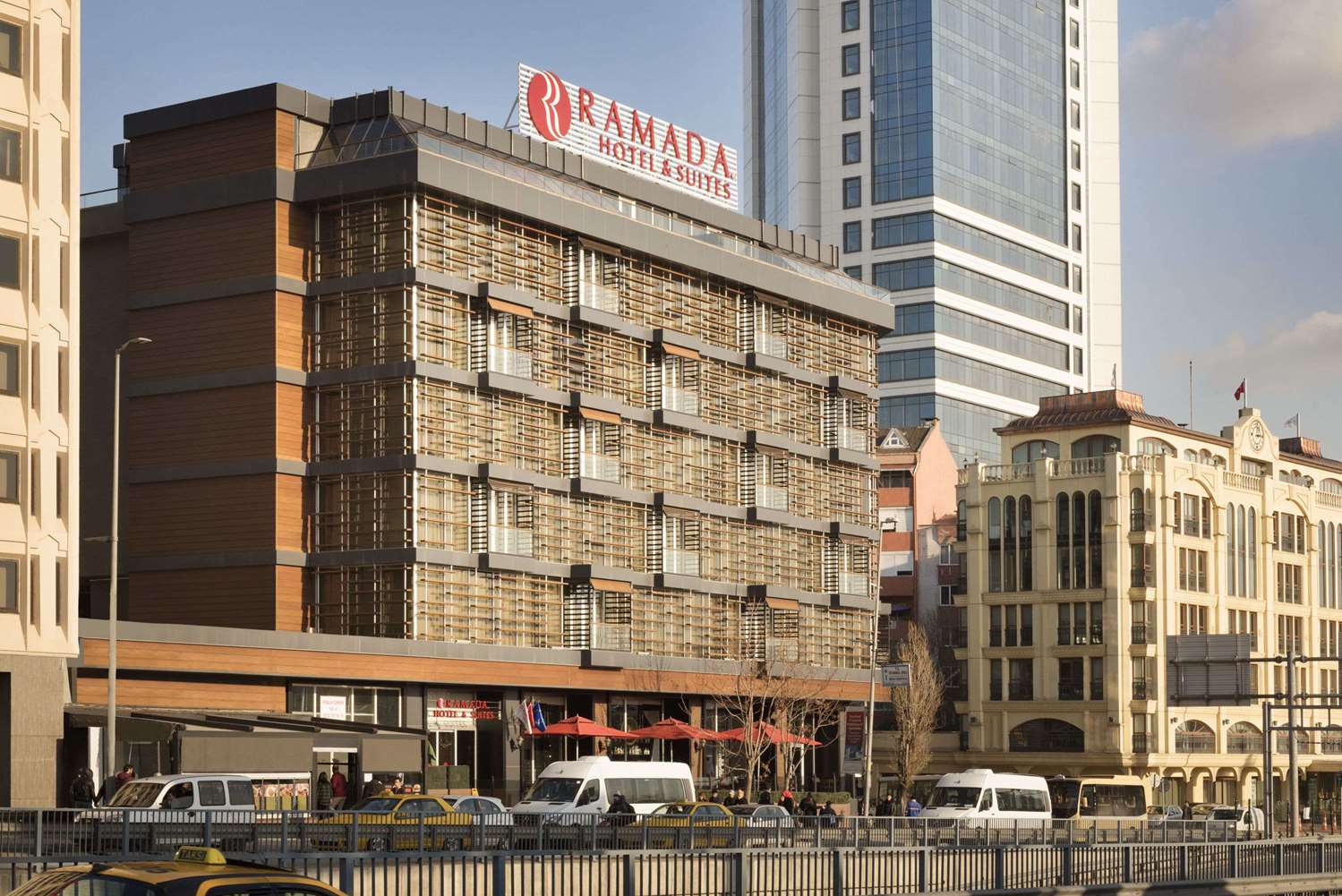 Ramada Hotel & Suites by Wyndham Istanbul Sisli 2/51