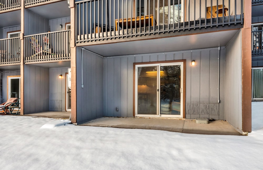 Bend Riverside Inn &amp; Suites 4/51