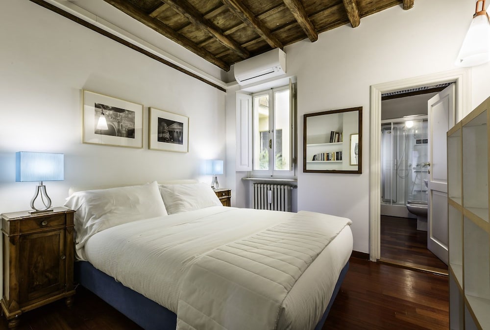 Luxury Flat in the Center of Rome 4/17
