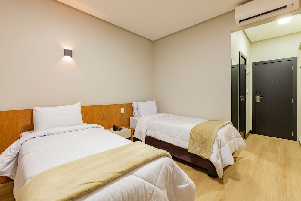 Tri Hotel Antonio Prado 18/50