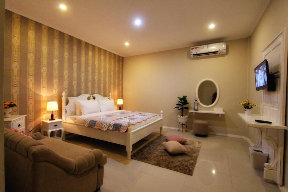 Omah Madam Bed & Breakfast 8/44