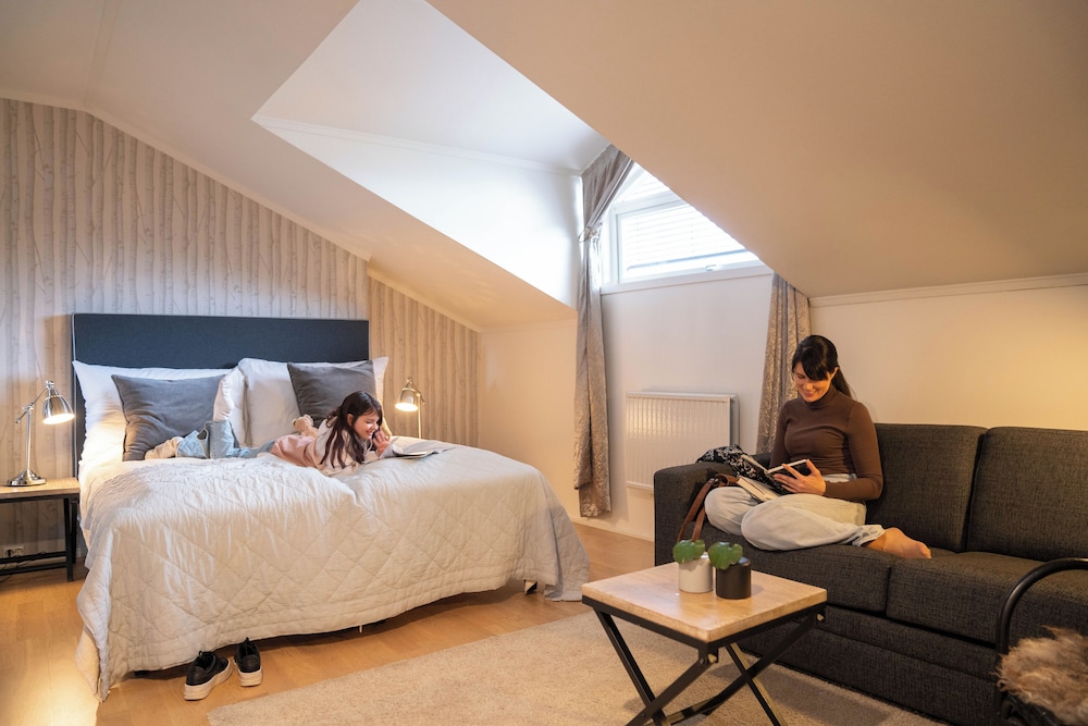 Lampeland Hotell 10/47