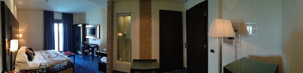 HOTEL LA LUCERTOLA 7/45