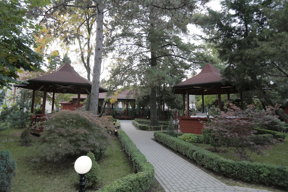 Hotel Baneasa Parc 26/35