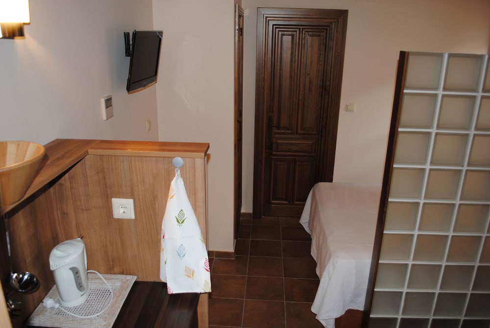 Apartamentos Alhambra 18/75