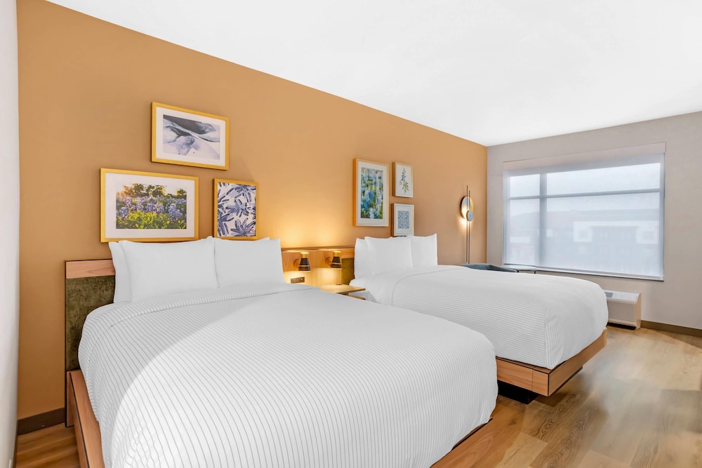 Standard, 2 Queen Beds