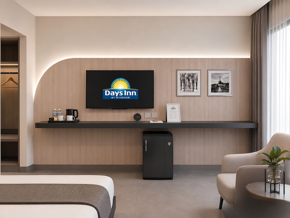 SCN City Hotel 6/50