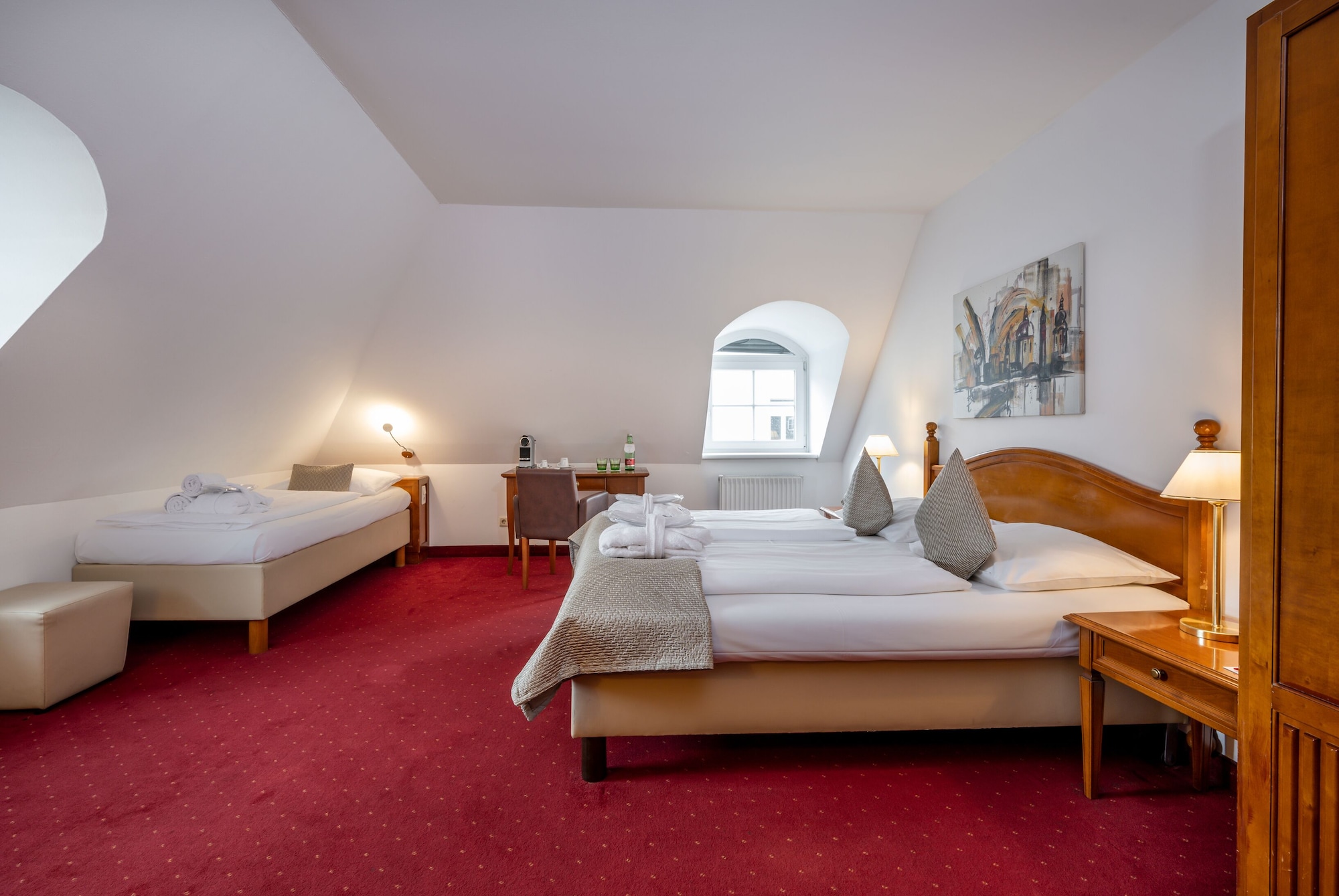 SUPERIOR, DOUBLE BED