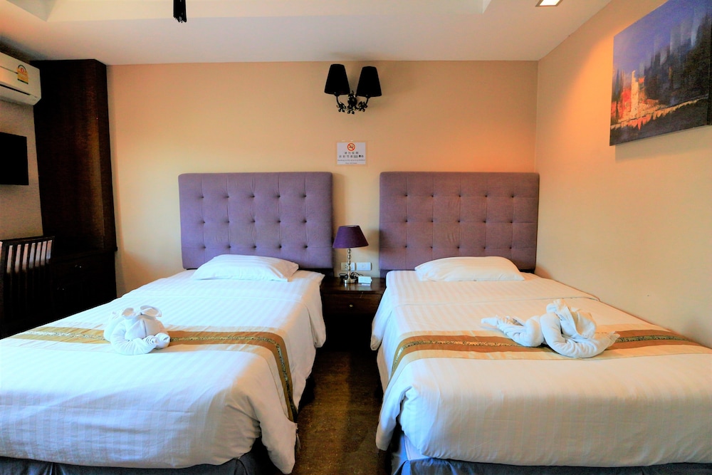 At Home At Chiang Mai 14/31