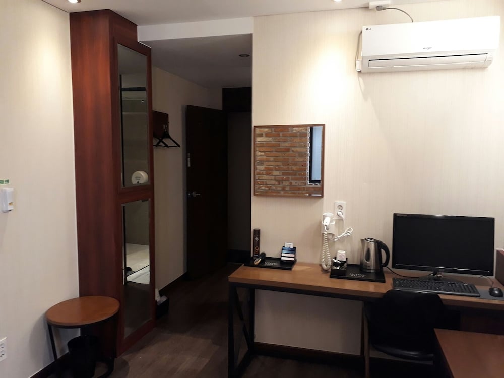 2Day Hotel 36/50