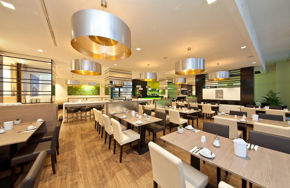 Garner Hotel Berlin - Charlottenburgm, an IHG Hotel 68/82