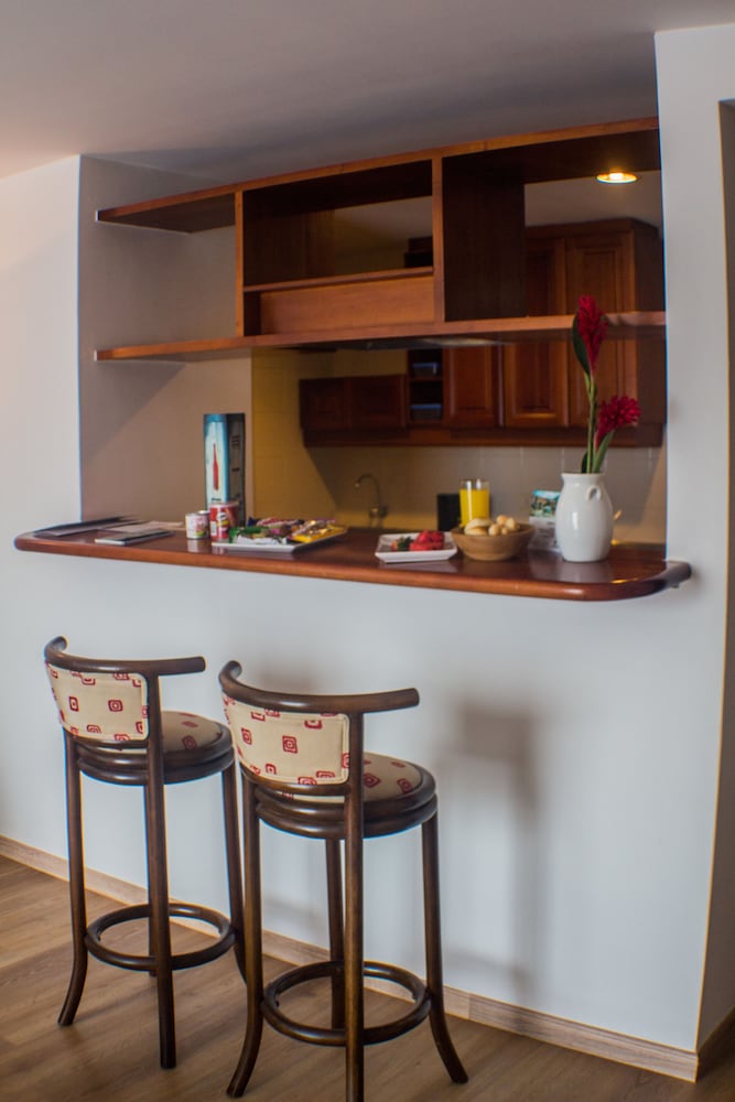 Leblon Suites Hotel 43/60
