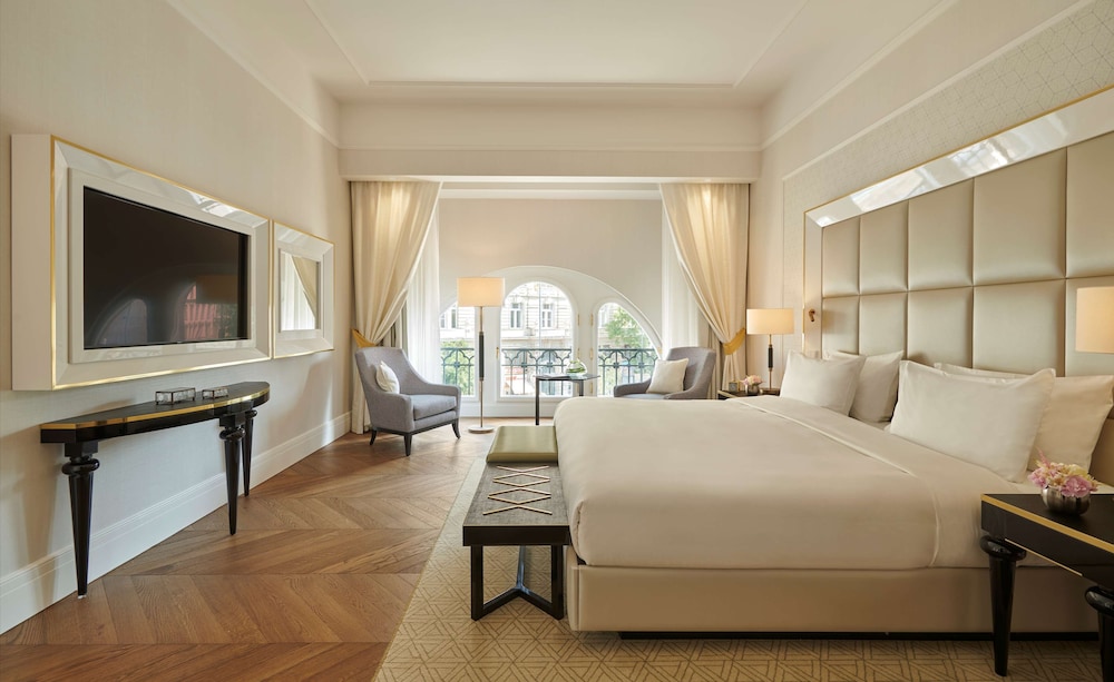 Parisi Udvar Budapest-Unbound Collection By Hyatt 13/50