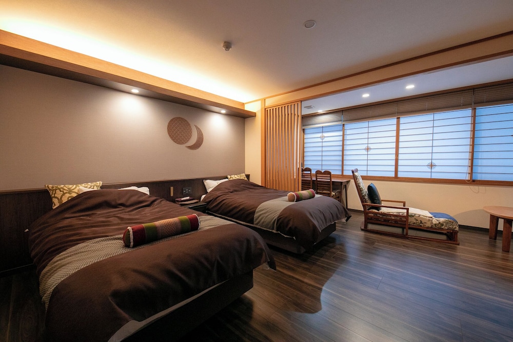 JAPANESE, SUITE, OUTDOOR BATH
