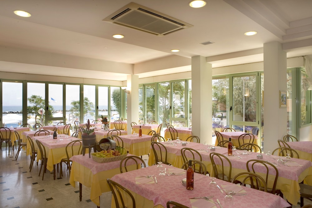 Hotel Palos 60/79