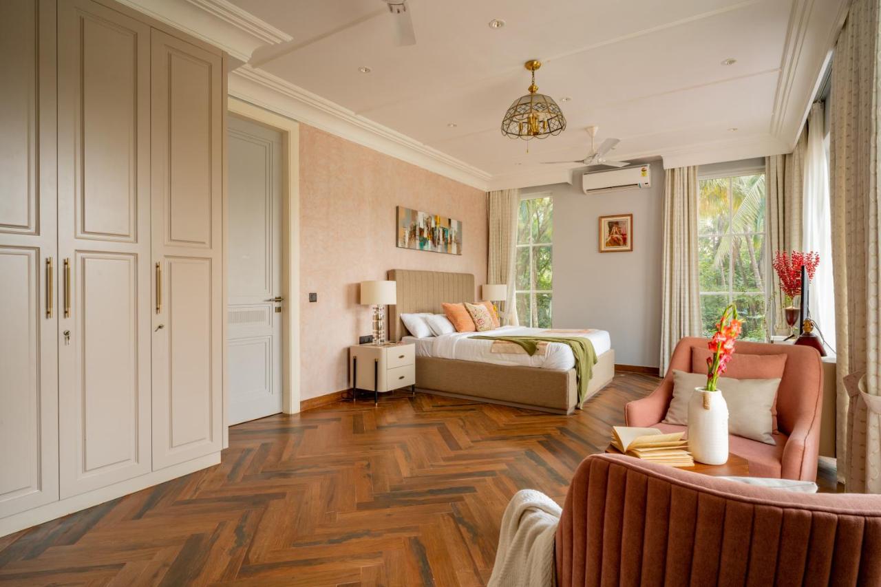 ELIVAAS Prive Suntuarios Casa Ikkebana 4 BHK With Jacuzzi, Pvt Pool and Bar 22/54