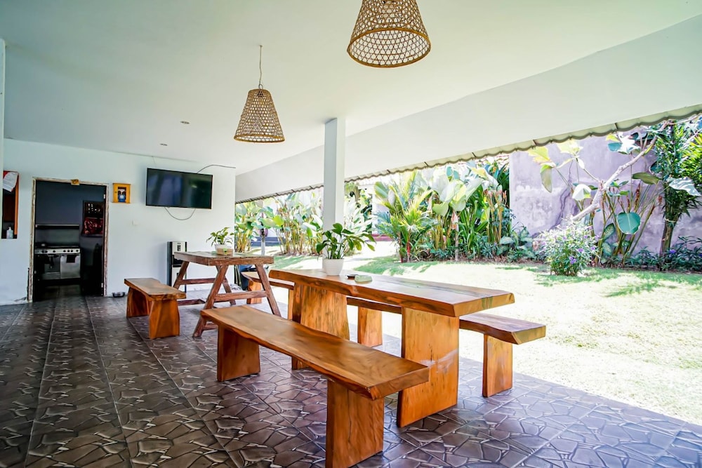 Agung Wiwin Homestay by ZUZU 12/63