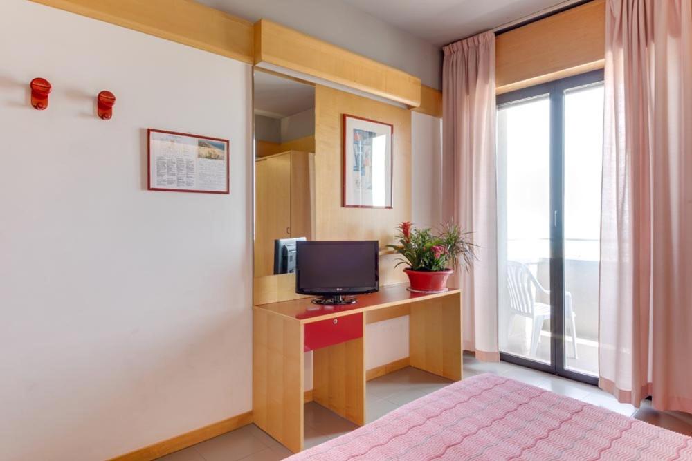 Hotel Giglio 30/50