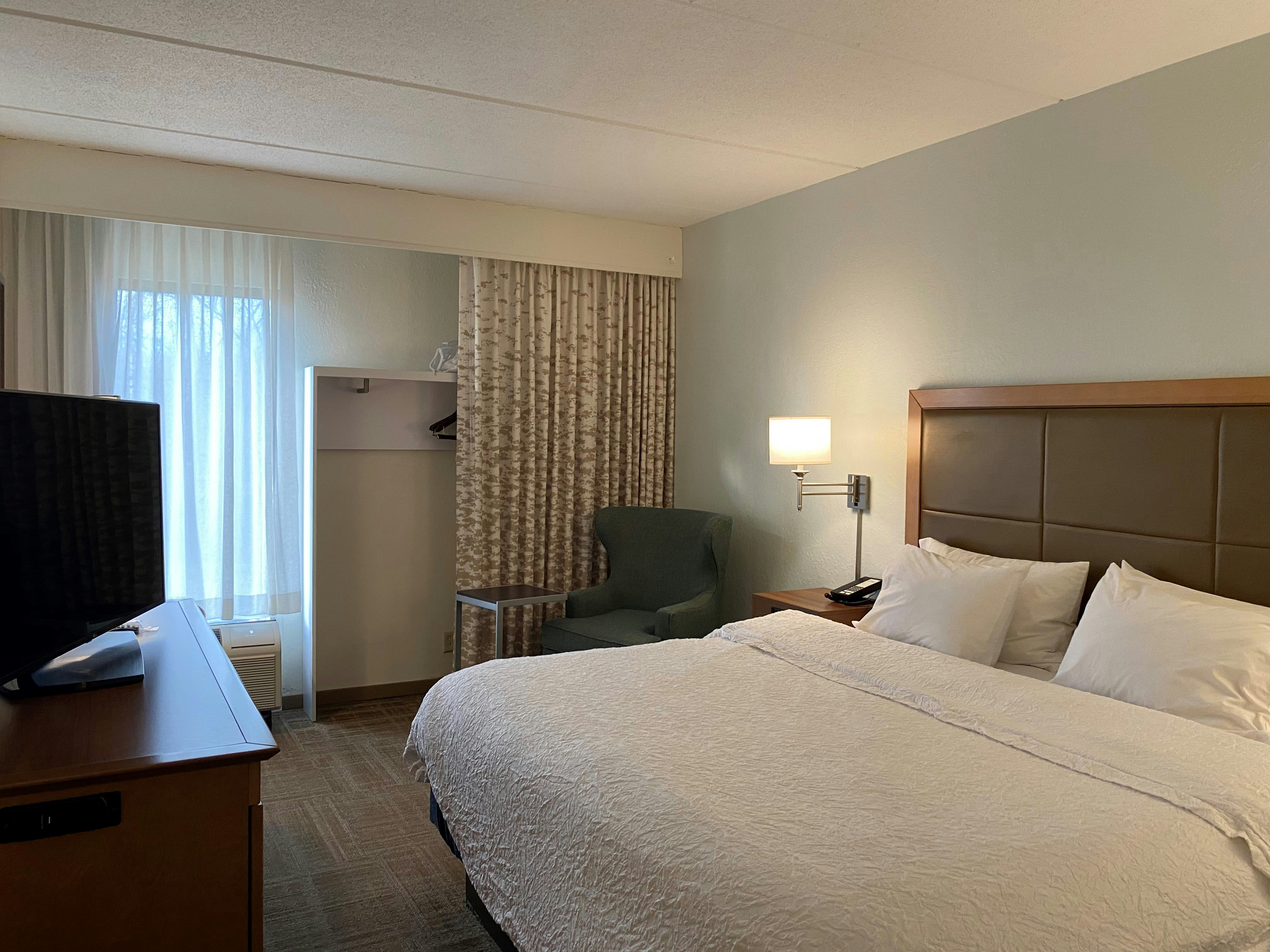 Hampton Inn Milford, CT 15/72