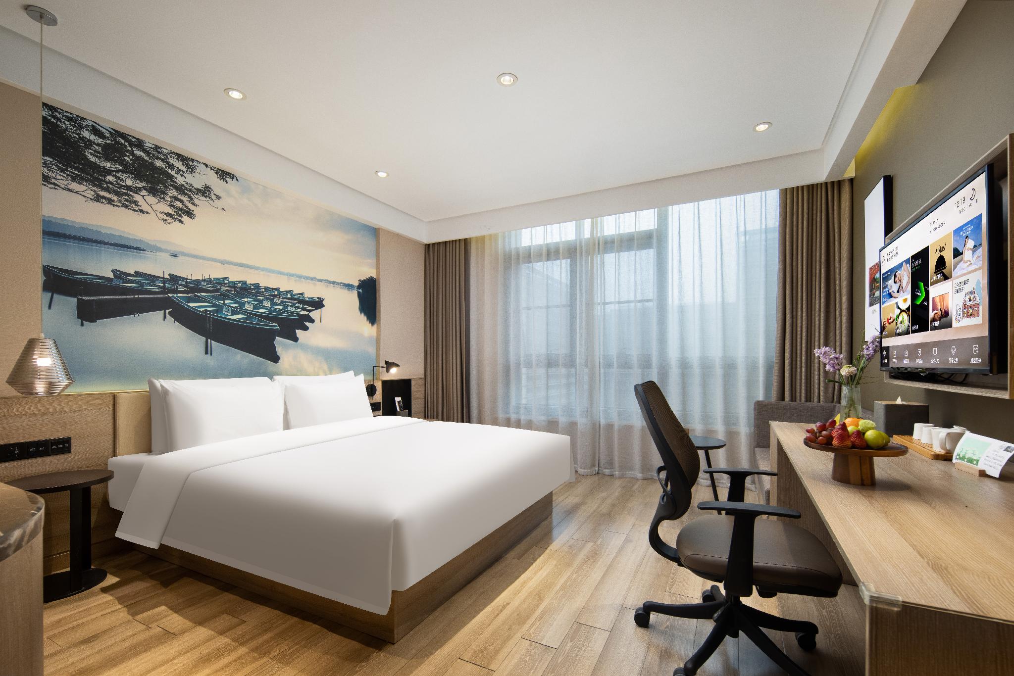 Elegant, King Bed