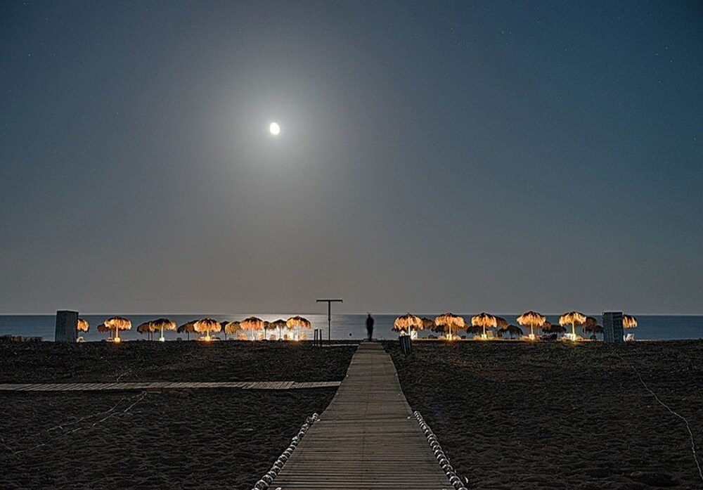 Mojito Beach Rooms 49/52