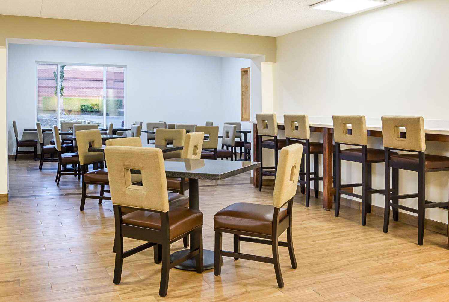 Quality Inn & Suites Clackamas - Portland 33/43