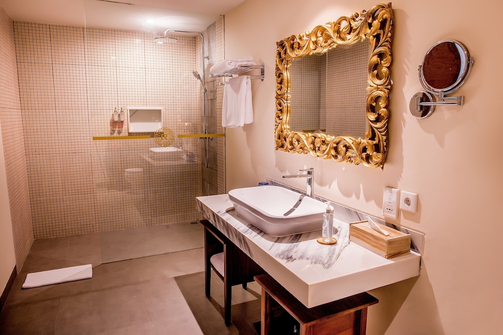 Rama Residence Petitenget Hotel 35/46