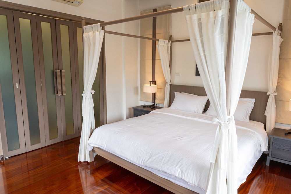 Premium Villa Baan Kinlom Chomlay 19/39