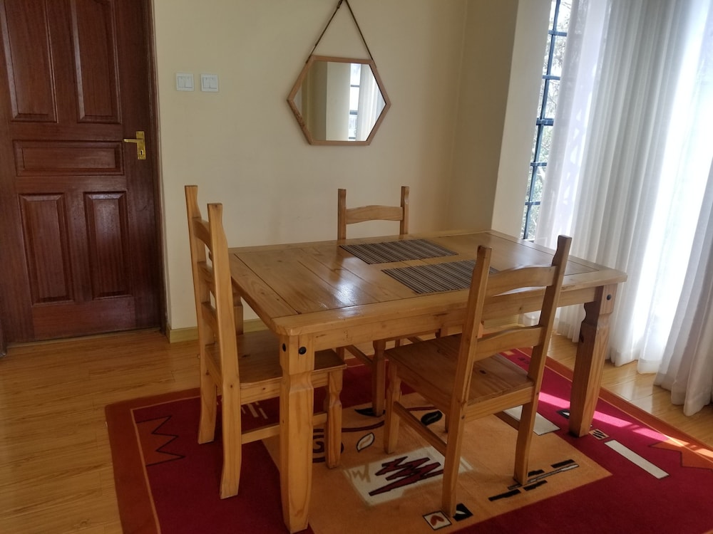 Mani's Home Away From Home 28/42