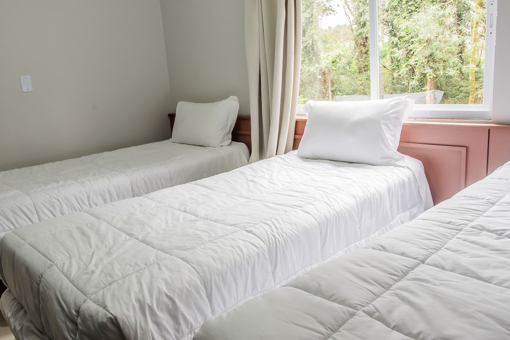 Family, 1 Double and 3 Single Beds