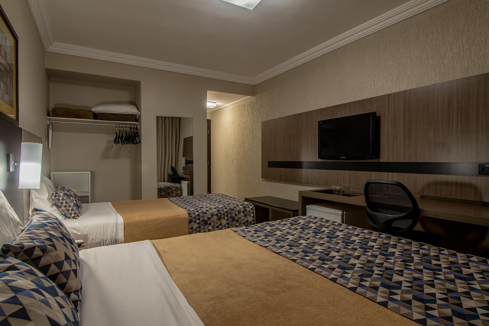 Hotel Deville Express Cascavel 14/50
