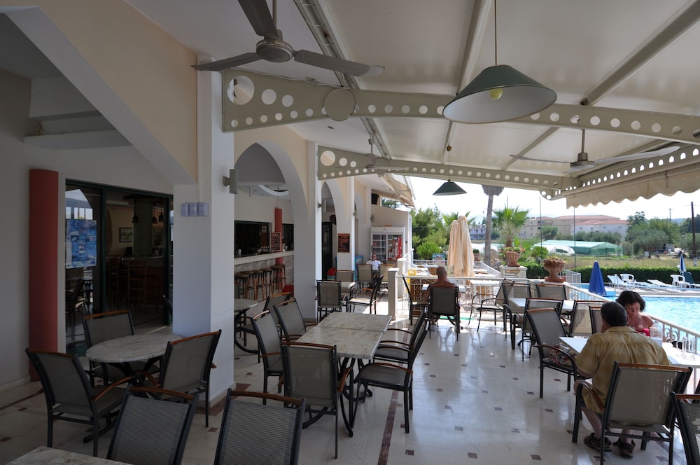 Ilios Hotel 32/47