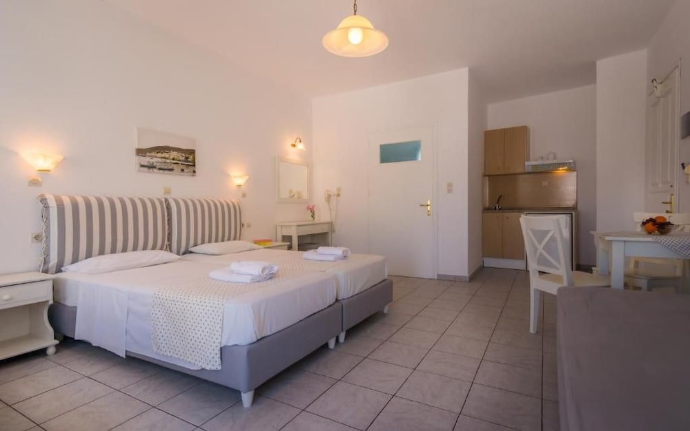 Aeolis Hotel 11/32