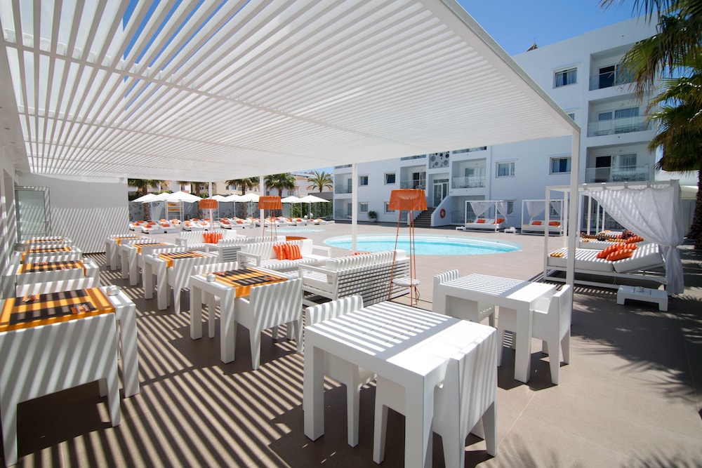 Ibiza Sun Apartments 46/60