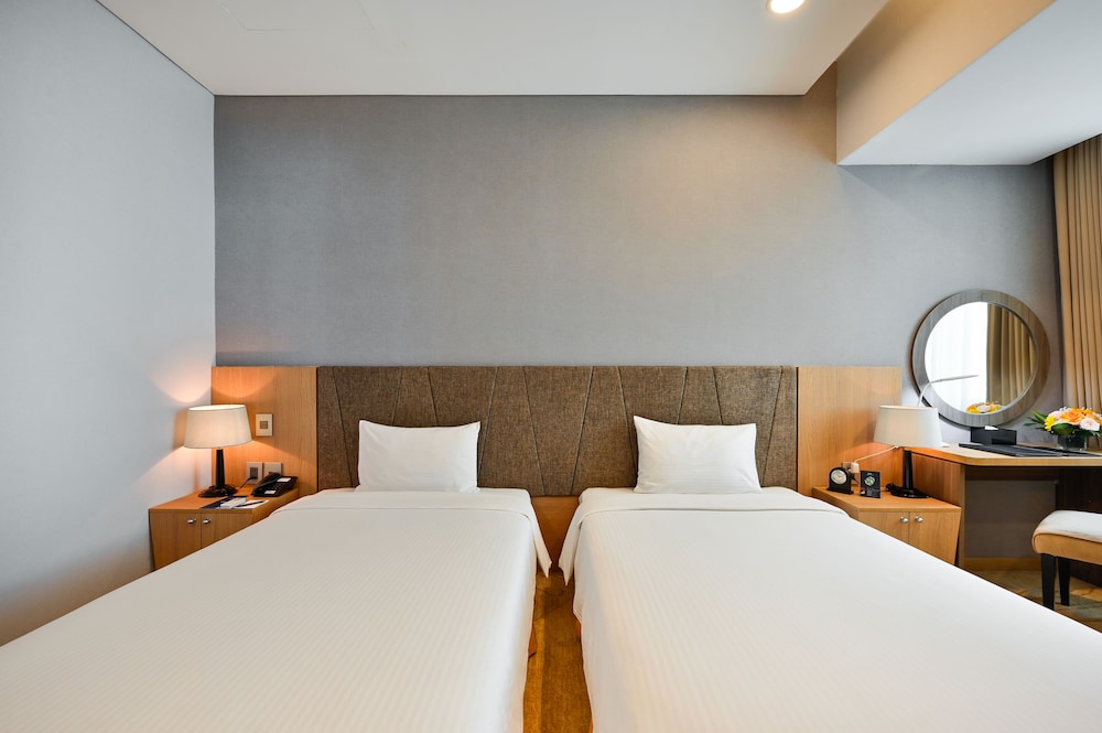 Muong Thanh Grand Saigon Centre Hotel 31/71