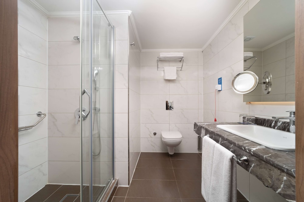 TRYP By Wyndham Istanbul Sisli Hotel 48/50