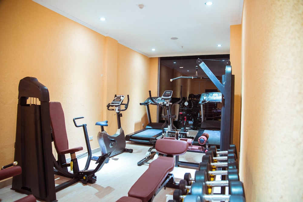 Tiffany Diamond Hotel Makunganya Street 48/66