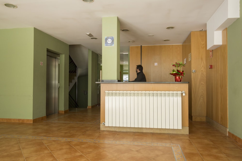 Catalunya Ski Hotel 5/28