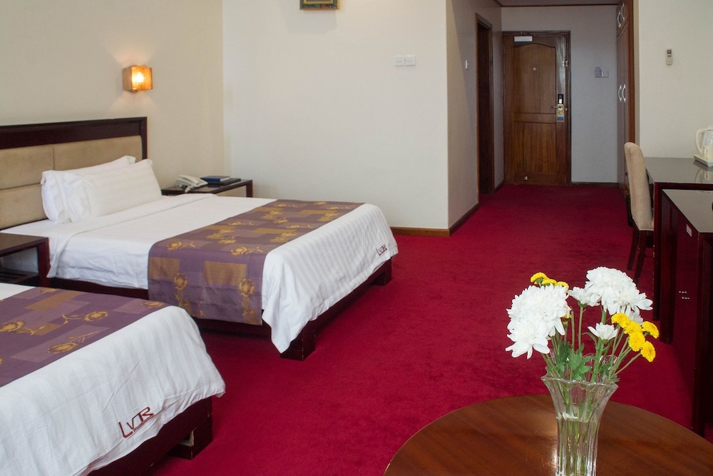 Lake View Resort Hotel 13/39