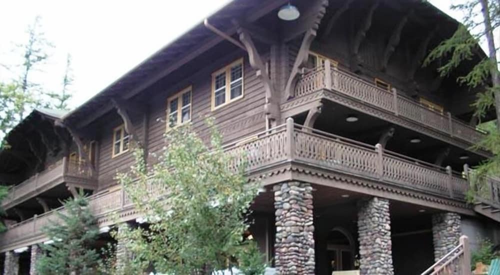 Belton Chalet 1/22