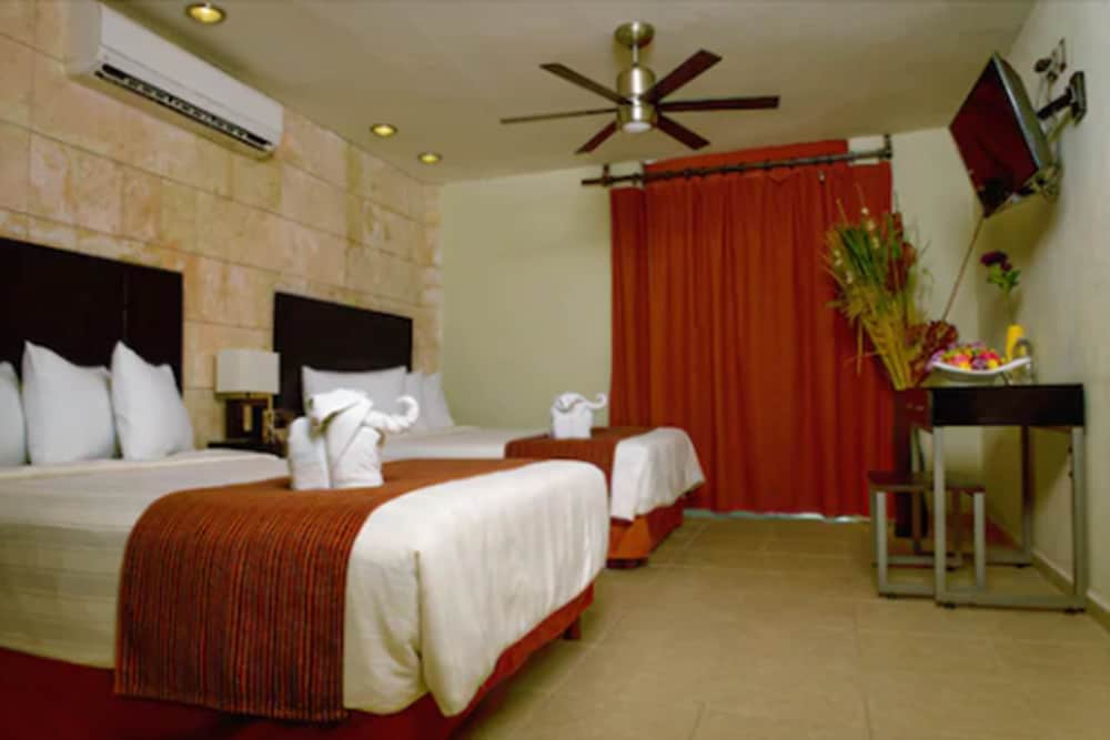 H177 Hotel 17/53