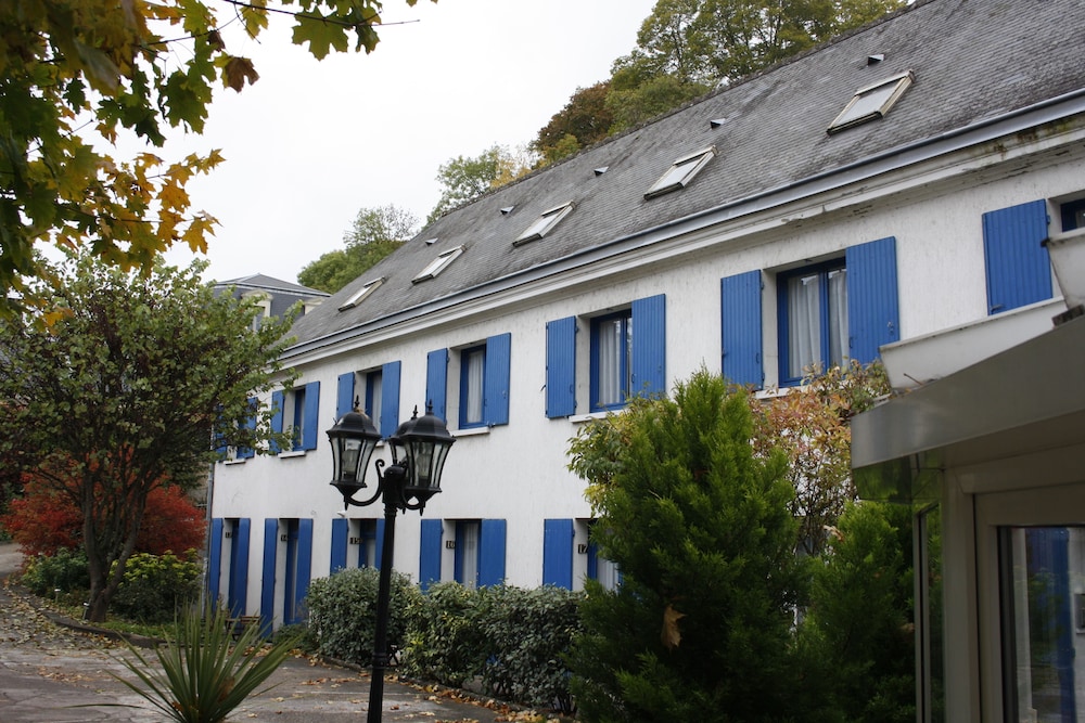 Le Castel Fleuri Hotel 4/61