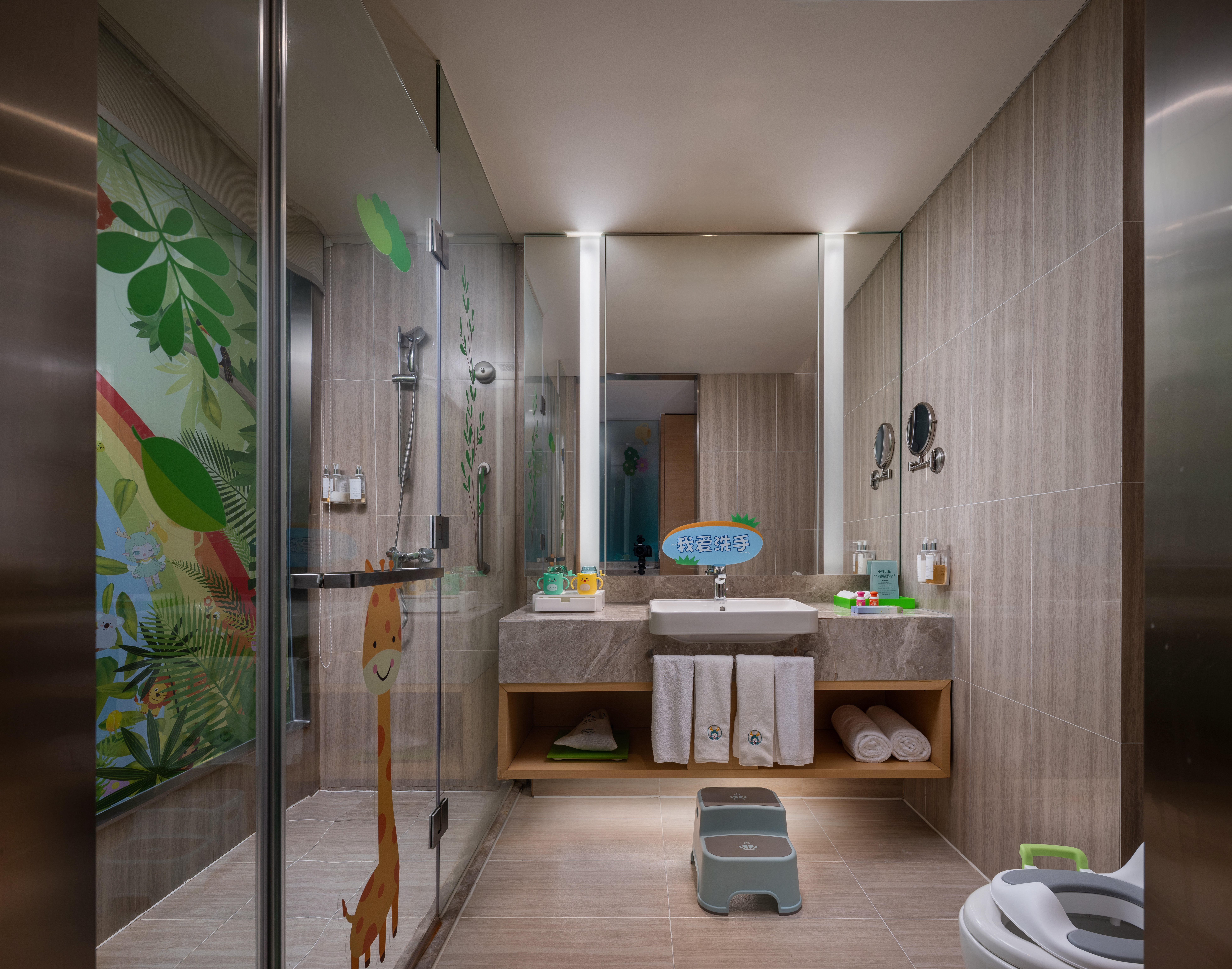 HOLIDAY INN WUXI TAIHU NEW CITY 31/69