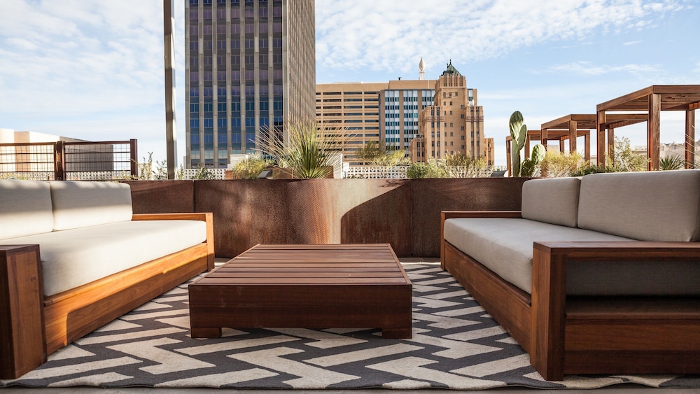 Hotel Indigo EL PASO DOWNTOWN 50/80