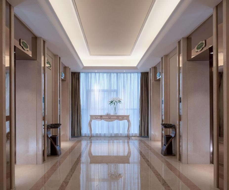 Vienna International Hotel (Chengdu Global Center New Convention & Exhibition) 20/47