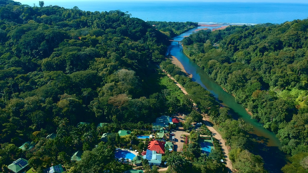 Hotel Villas Rio Mar photo2