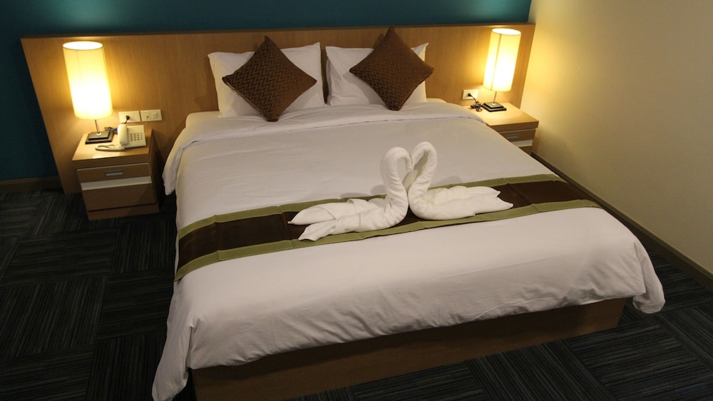 S Tara Grand Hotel 16/44