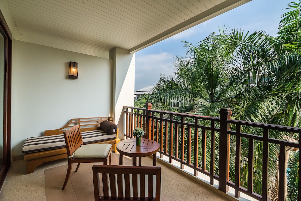 Ravindra Beach Resort and Spa 61/76